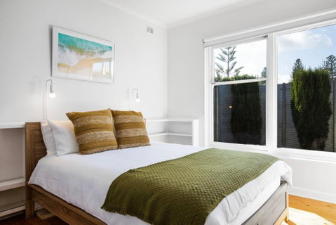 Relaxing 3BR Beachside Haven Grange - Accommodation Australia 2