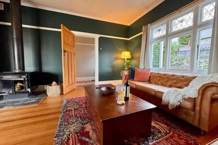 Renovated Cottage Near Cataract Gorge Launceston - Local Tourism 0