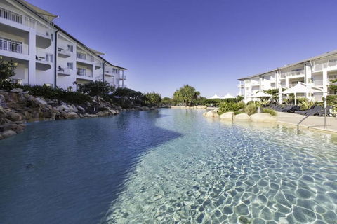 RESORT ON THE BEACH 1219/20 - Accommodation Australia 0