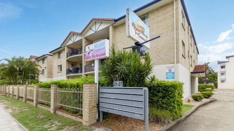 Resort Style Unit Across From The Water - Accommodation Australia 1
