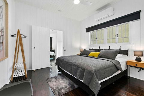 Retro On Walker - Accommodation Australia 0