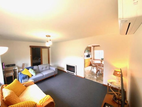 Retro Riverside Redan, Ballarat - Australia Shopping 2