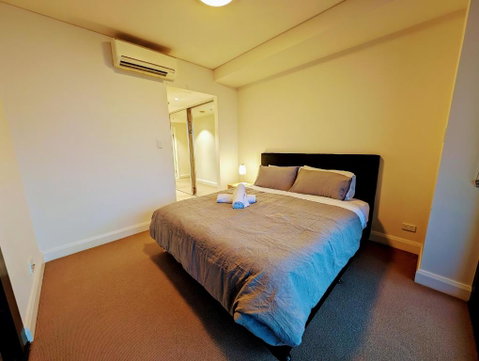 Rhodes Two Bedroom Apartment With Fantastic Water View - Accommodation Australia 1
