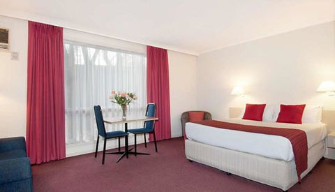 Ringwood Lake Inn - Accommodation Australia 1