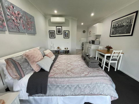 River Gardens Axedale Pet Friendly Farmstay B&B - Accommodation Australia 2