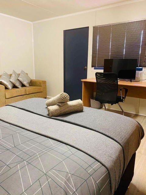 Riverside Hotel - Accommodation Australia 0