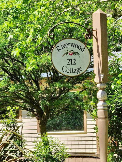 Riverwood Cottage, Accessible Accommodation - Accommodation Australia 0