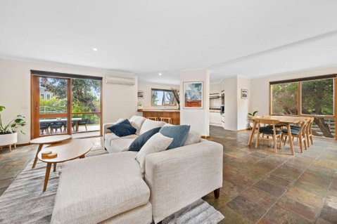 Roadknight Ocean Road View 236 - Accommodation Australia 3