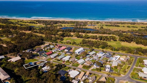 Robin Wood - Accommodation Australia 0