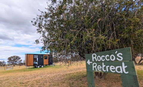 Roccos Retreat By Tiny Away - Accommodation Australia 3