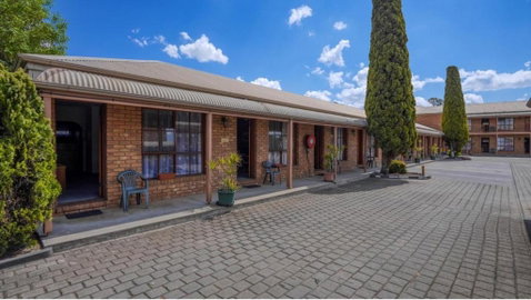 Rodney Motor Inn - Accommodation Australia 2