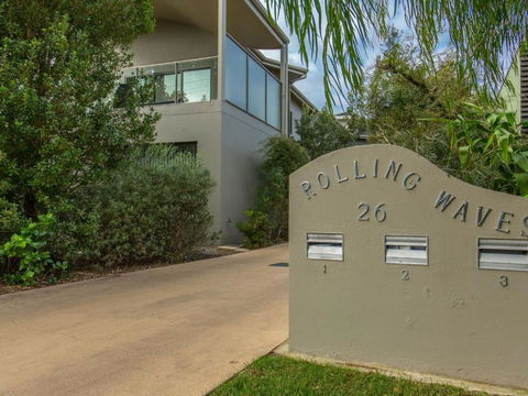 Rolling Waves No 2 - Accommodation Australia 0