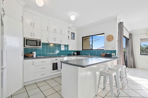 Rooftop Island Sunsets - Local Tourism 1