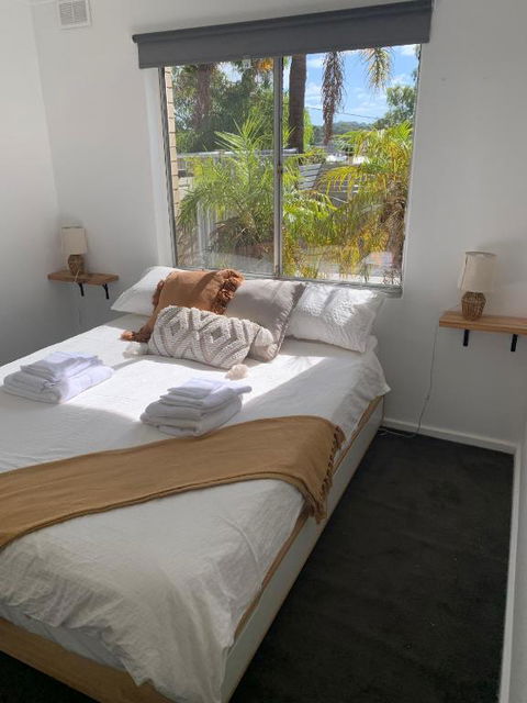 Room For Rent - Accommodation Australia 0