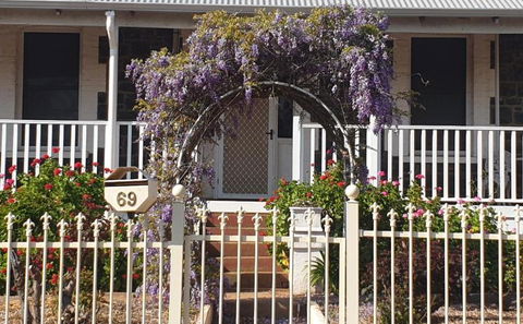 Roseneath Cottage - Accommodation Australia 0