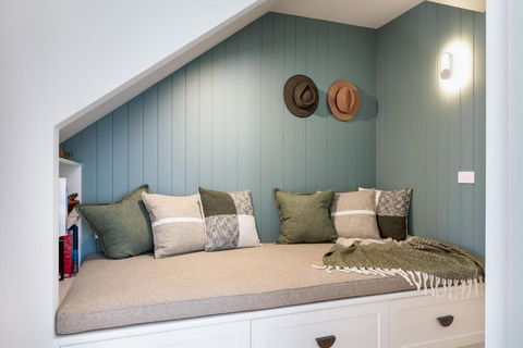 Rosewood Retreat New Luxury Home - Accommodation Australia 3