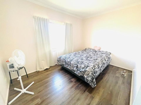 Ross Creek Farm Stay - Australia Shopping 2