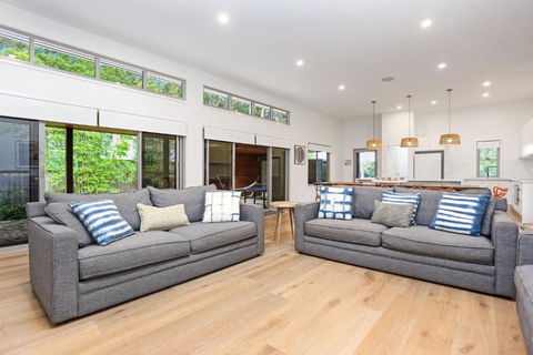 Russell Street Retreat - Accommodation Australia 1