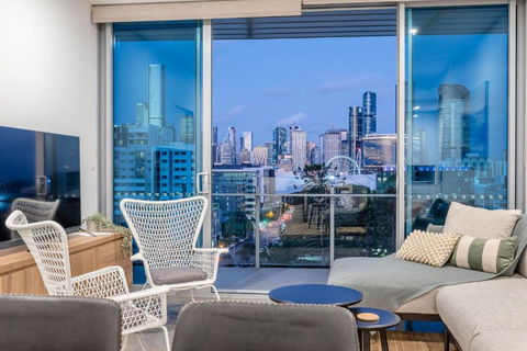 Russell St. Retreat Near Brisbane Convention Centre - Accommodation Australia 0