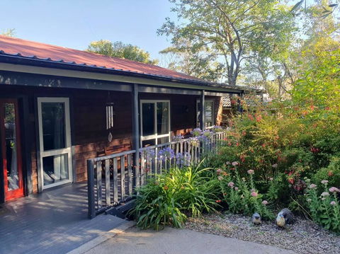 Rustic Queen Of Leura - Accommodation Australia 2