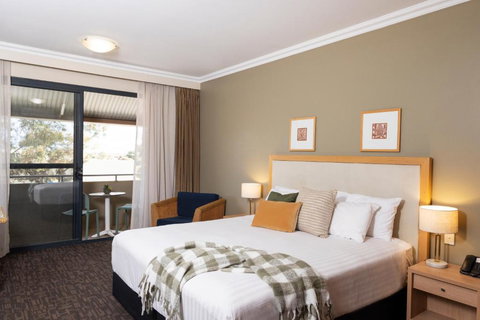 Rydges Kalgoorlie - Local Tourism 0
