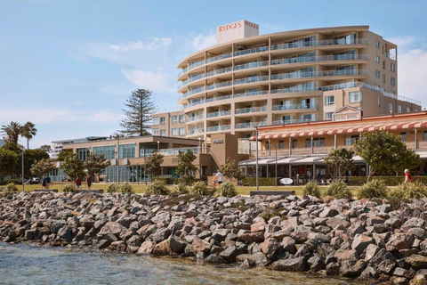Rydges Hotel Port Macquarie - Accommodation Australia 2