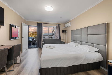 S1 Motel - Accommodation Australia 0