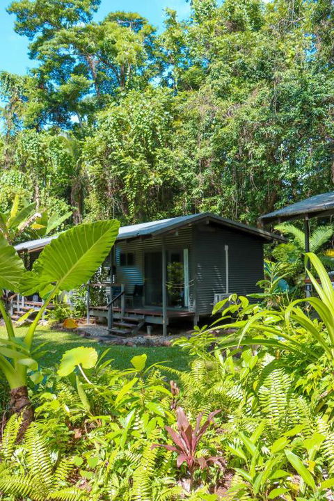 Safari Lodge - Accommodation Australia 0