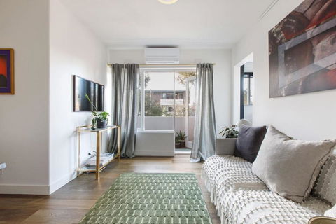 Sage Haven - Laidback St Kilda Beach Living - Accommodation Australia 1