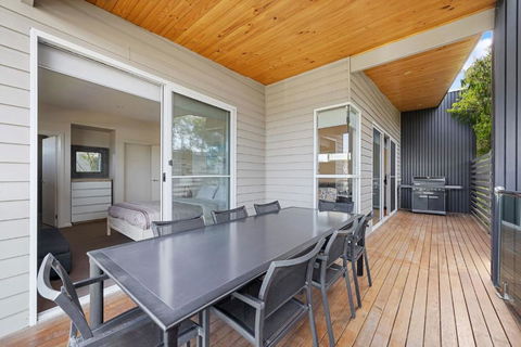 Sail Away - Inlet Side - Accommodation Australia 1