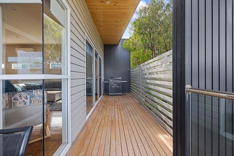 Sail Away - Inlet Side - Accommodation Australia 2