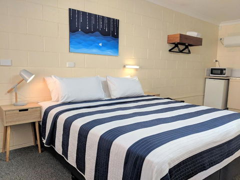 Sail Inn Motel - Local Tourism 3
