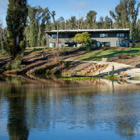 Saladin Lodge - Bed n Breakfasts 0