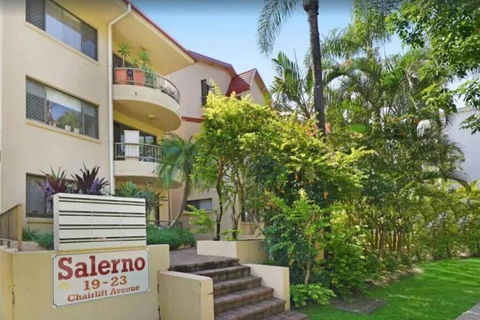 Salerno - Hosted By Burleigh Letting - Accommodation Australia 1