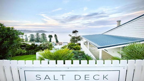 Salt Deck - The Upper Deck Accom Holiday - Local Tourism 1