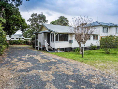 Salt Water Cottage - Accommodation Australia 0