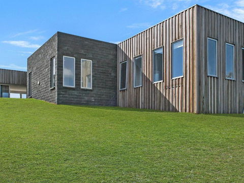 Saltwater Lodge - Local Tourism 2