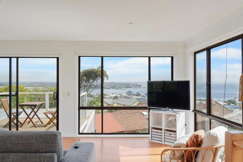 San Remo Panorama By Ready Set Stay - BYO LINEN & TOWELS - Accommodation Australia 1