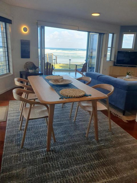 Sanbah-Surf, Views, Beach - Accommodation Australia 2