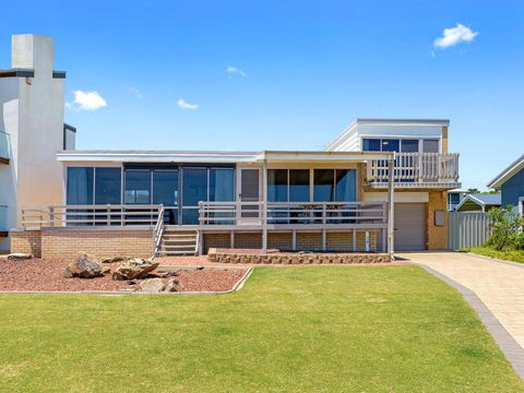 Sand Castles 34 Gold Coast Drive - Australia Shopping 3