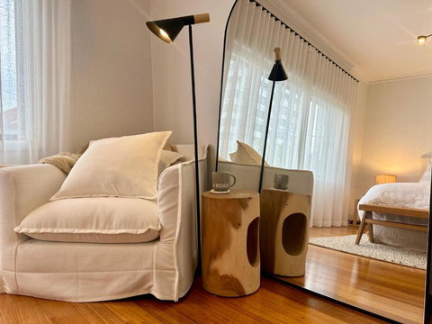 Sand & The City - Australia Shopping 3