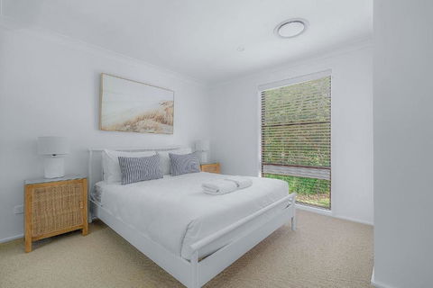 Sandalwood At Huskisson - Australia Shopping 0