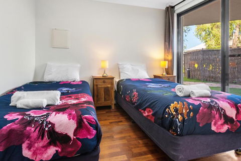 Sandbar Cape View Resort - Local Tourism 3