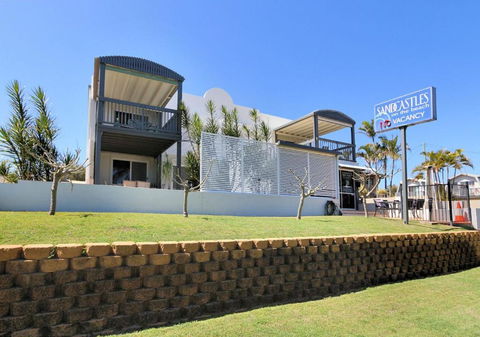 Sandcastles 6 - Australia Shopping 0