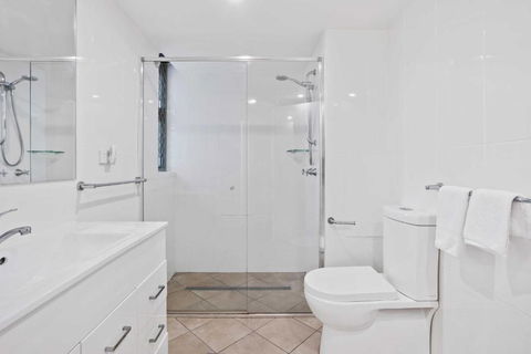 Sandown - Hosted By Burleigh Letting - Local Tourism 1