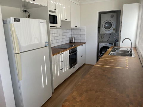 Sandpebbles 1 Pebbly Beach - Local Tourism 1