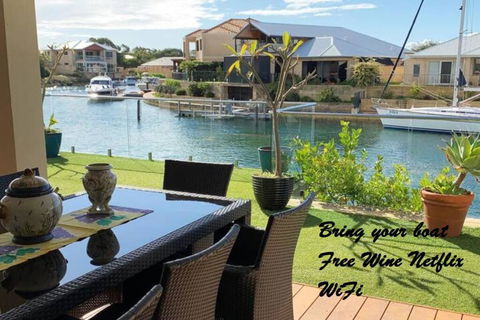 Sandpiper Island Tranquil Waterfront Views & Jetty - Australia Shopping 0
