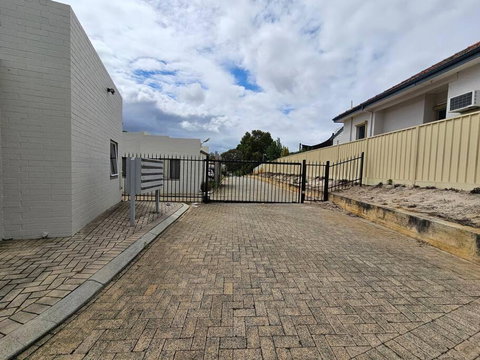 Sandringham Tranquil Retreat - Australia Shopping 2