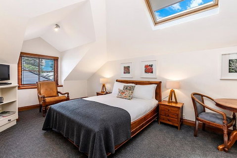 Sandstone Suites - In The Heart Of Port Fairy - Accommodation Australia 1