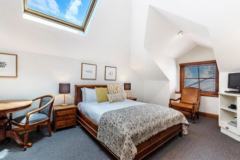Sandstone Suites - In The Heart Of Port Fairy - Accommodation Australia 2